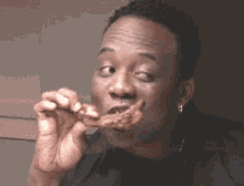 nom